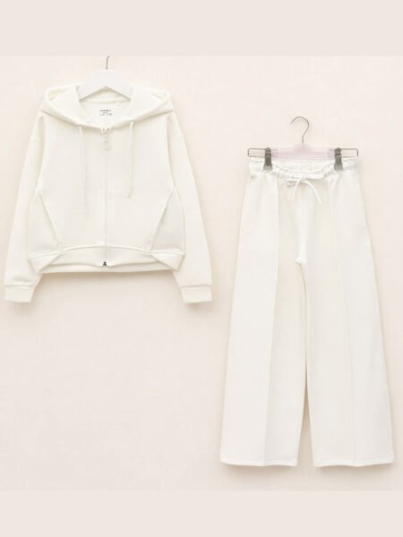 Laisvalaikio kostiumėlis OYSHO