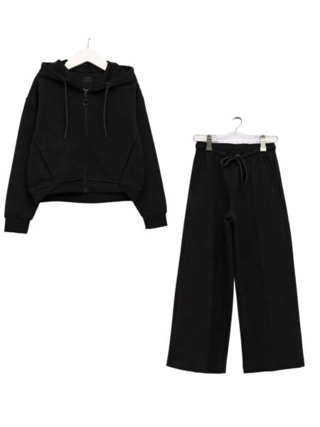 Laisvalaikio kostiumėlis OYSHO