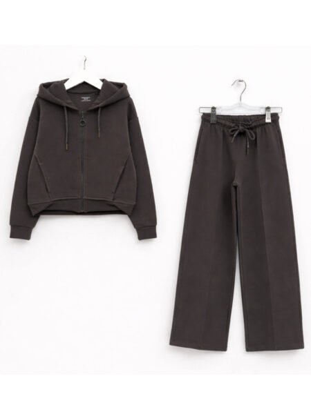 Laisvalaikio kostiumėlis OYSHO